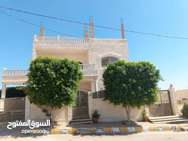 200 m2 2 Bedrooms Townhouse for Sale in Amman Sahab