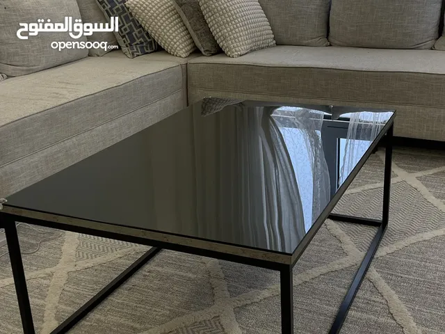 طاولة وسط فخمة