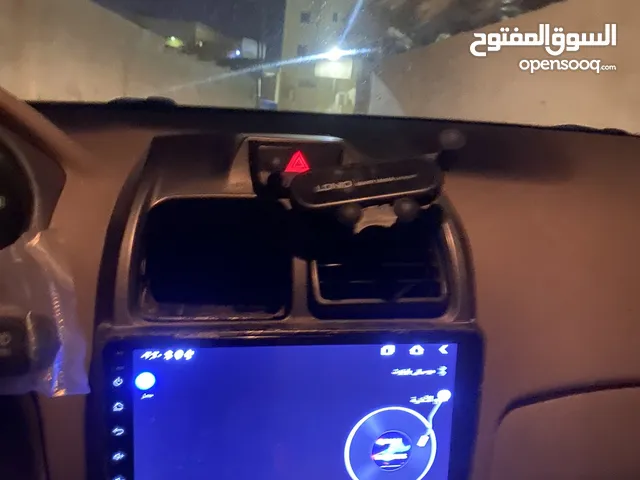 شاشة اندرويد هونداي فيرنا بلكفر للبيع