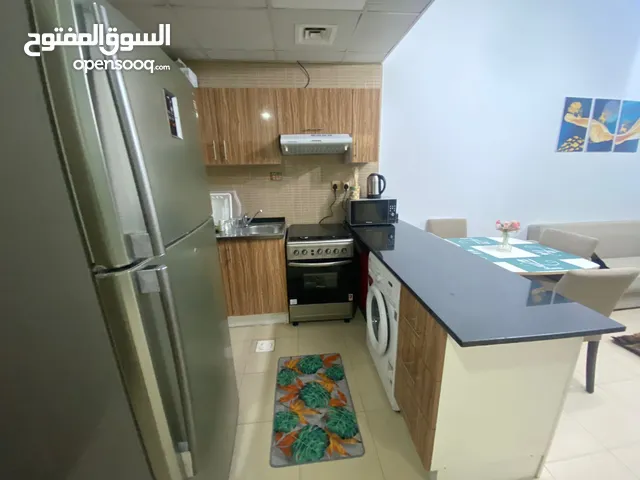 ادفع 185 الف درهم فقط وامتلك غرفه وصاله بابراج السيتي تاور