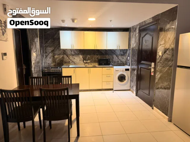 أفخم شقق كورنيش عجمان للإيجار الشهري فرش فندقي VIP وإطلالات بحر مباشرة
