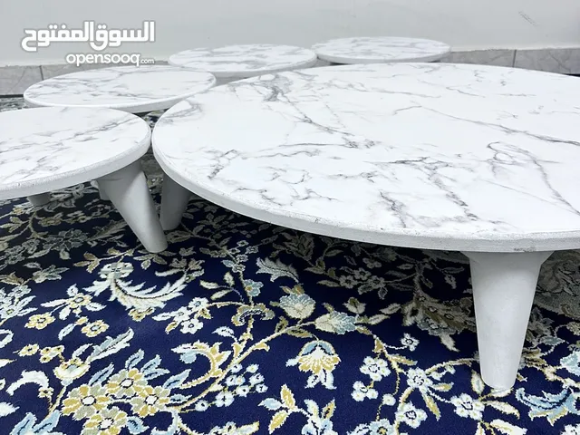 طاولات خدمة ارضية
