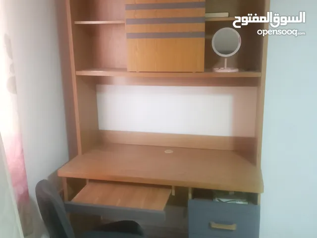 مكتب للبيع