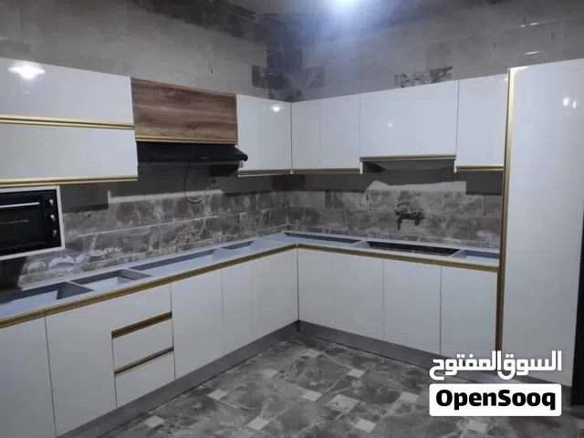 فني مختص فك وتركيب وصيانة جميع انواع المطابخ والديكورات 67444