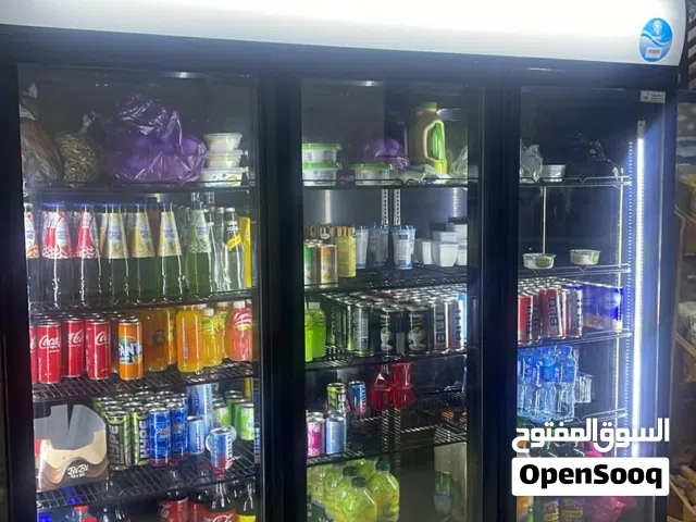 ثلاجة عرض للبيع