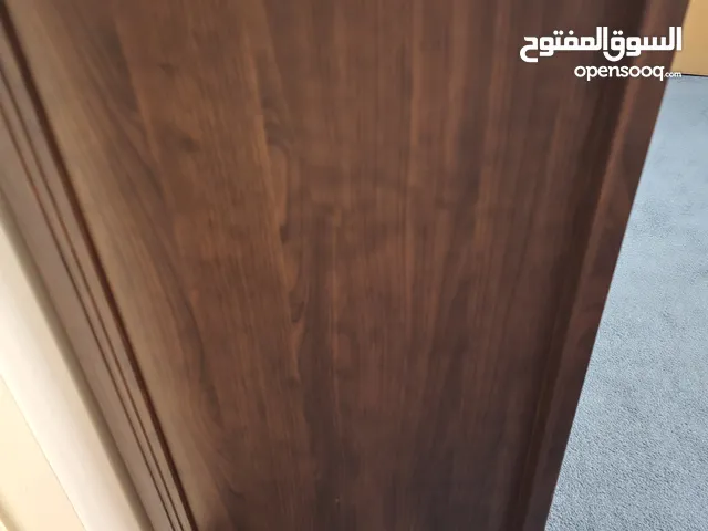 وحدة ادراج لون بني من ايكيا للبيع