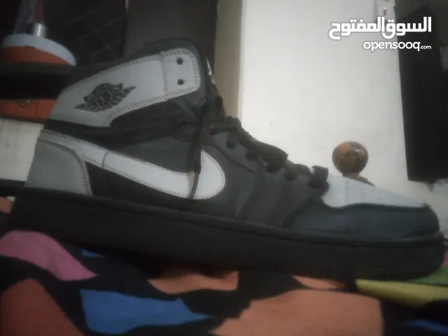 جزمه جوردن اصليه