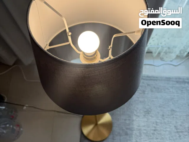 Table lamp