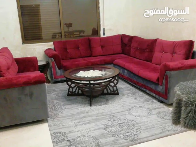 كنب دب امريكي لون بني وكورنر خمري حالته ممتازه