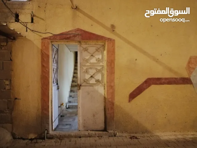 75 m2 2 Bedrooms Townhouse for Sale in Basra Al-Hayyaniyah