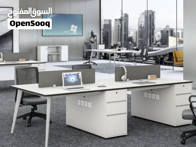 مكتب متكامل لون ابيض