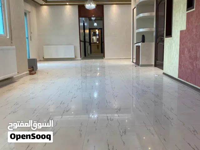 350 m2 5 Bedrooms Apartments for Sale in Amman Arjan