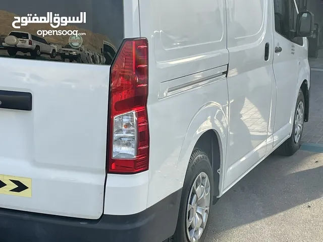 TOYOTA HIACE VERY GOOD AND CLEAN CONDITION READY FOR DELIVERY