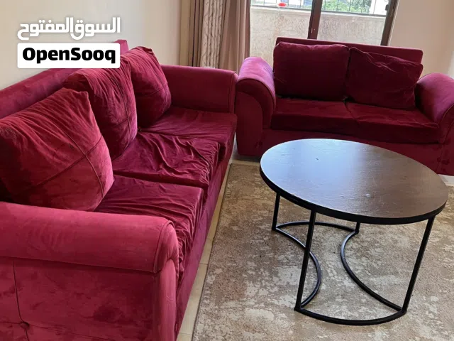 طقم كنب بحالة ممتازة