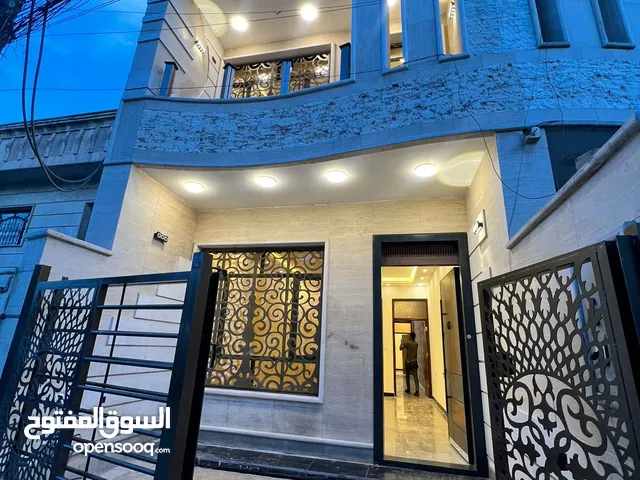96m2 3 Bedrooms Townhouse for Sale in Baghdad Saidiya