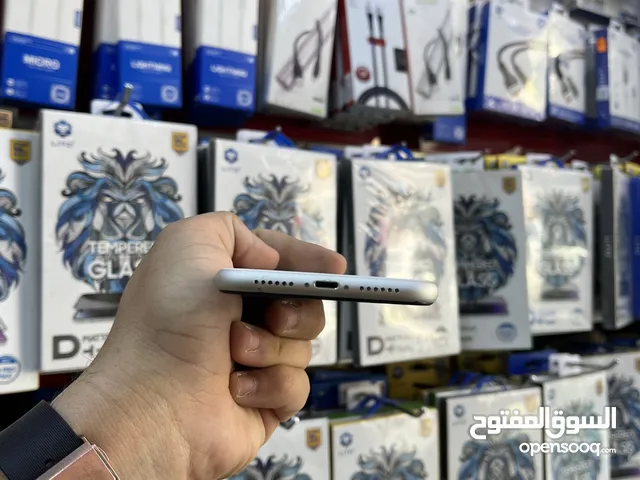 iPhone 11 عادي بحالة الوكالة مغير شاشة اصلي جي اكس
