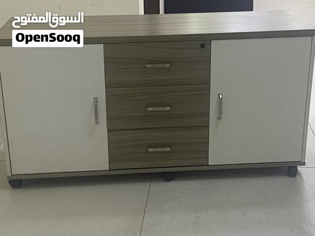 مستعمل مكتب ووحدة ادراج