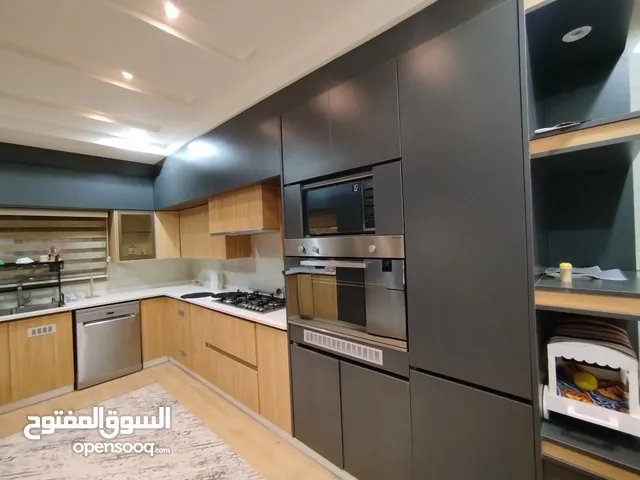 250m2 4 Bedrooms Apartments for Rent in Irbid Al Rahebat Al Wardiah
