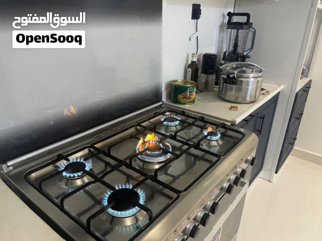 Cooking Range Best Condition