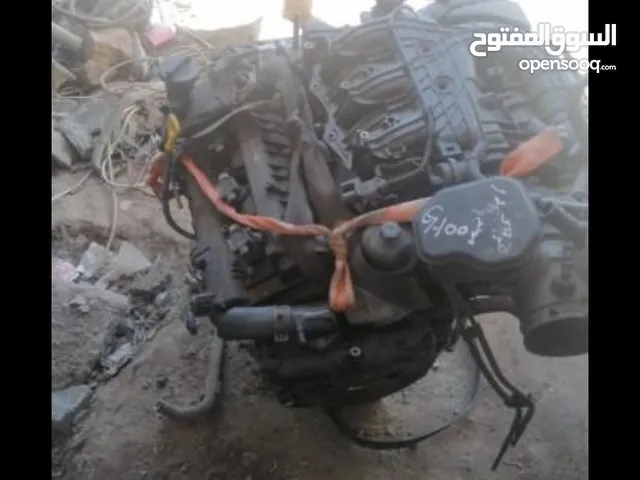 مكينة كيا كادينز أو هونداي أزير نظيفه جدا جدا جدا تعمل من 2012 إلى 2017 للبيع المستعجل