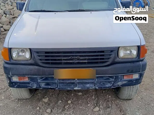 للبيع بيكب ايسوزو فورويل موديل 97 صالحه الاستخدام
