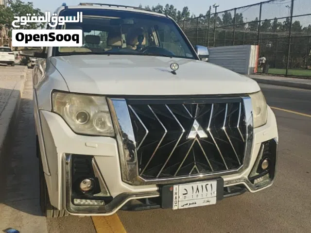 2009 ميتسوبيشي باجيرو GLS