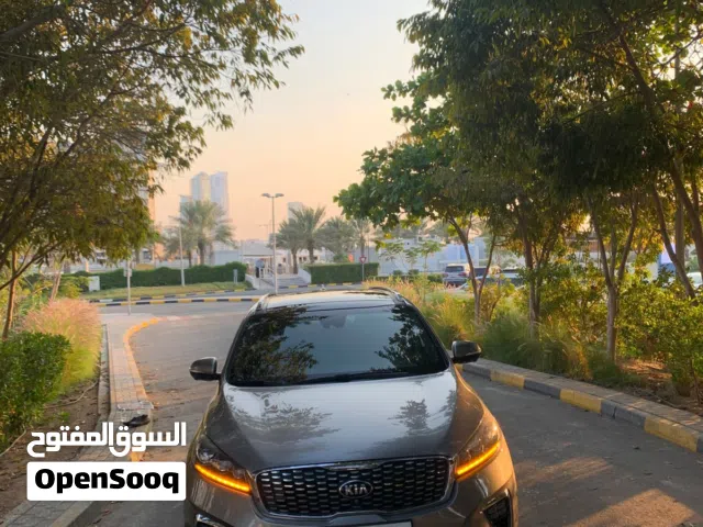 Used Kia Sorento in Sharjah
