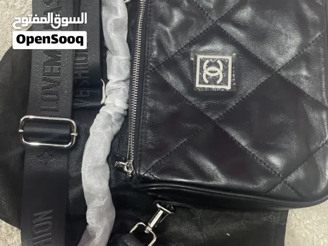 جنطة كتف لون اسود
