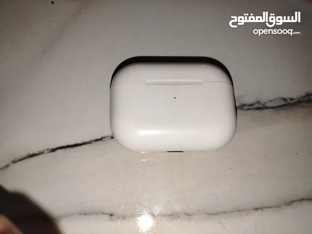 AIR PODS PRO 2 2023 للبيع مكان شارع دينار 350 الجمهورية الشيخة راضية السعر