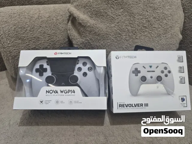 للبيع اجهزه كنترولر لل PC من نوعيه FANTECH سعر الجهازين 15 ريال شبه جديده استعمال جدا بسيط