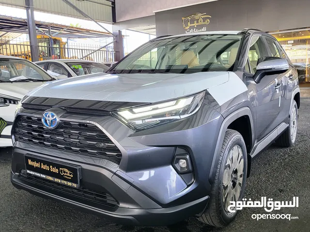 TOYOTA RAV4 XLE PREMIUM -2023