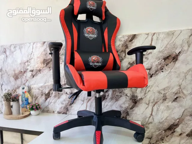اكتشف كرسي الألعاب المميز الجديد – تصميم فخم، راحة لا مثيل لها، وتجربة لعب ترتقي للمستوى الاحترافي!