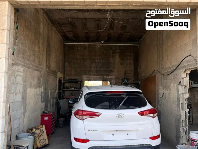 كراج سيارات للأيجار
