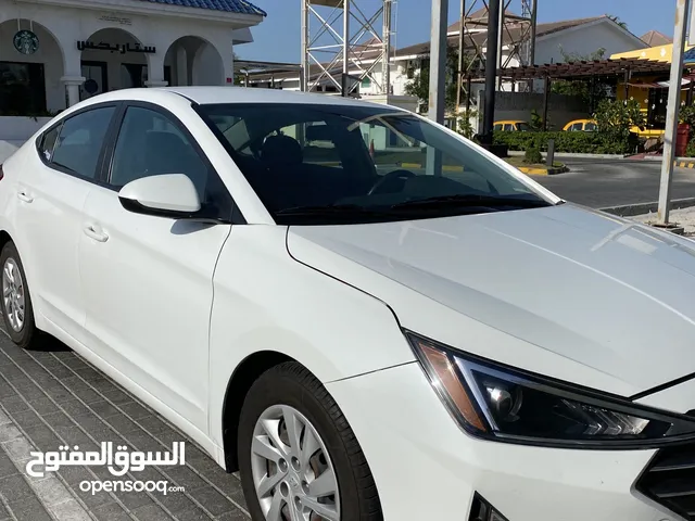 Hyundai Elantra 2019 in Central Governorate