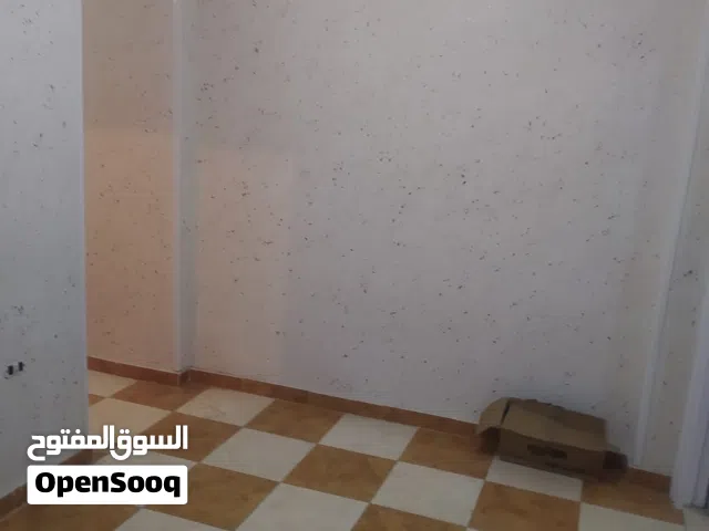 شقة فى سيدى بشر هدى الاسلام  السعر 4500 جنية شهريا