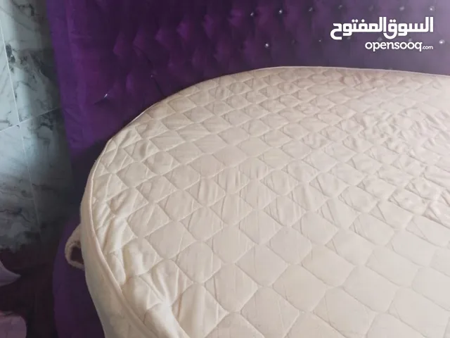 تحت دائري مجوز مع فرشته نحب النخب  خشب ثقيل بسعر مغري