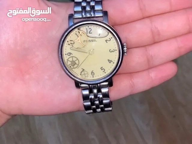 ساعة فوسيل نسائية استعمال بسيط للبيع