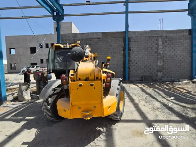 معدات ثقيلة جى سي بي 540-140 للبيع بحالة ممتازة