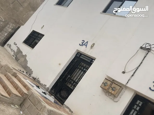 شقه للبيع بداعي السفر