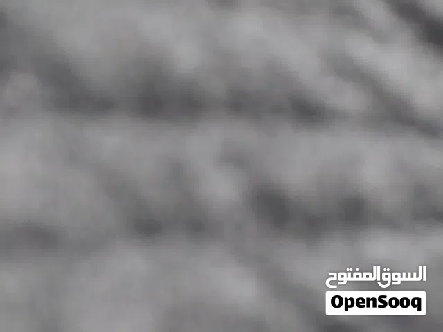 مخزن بمساحة 100متر قريب من الرئيسي16سوق الجمعة