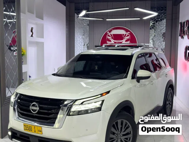 Used Nissan Pathfinder in Al Dhahirah