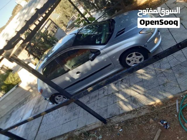 2004, بيجو, 206, Standard