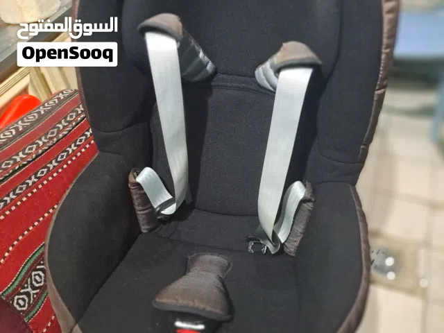 كرسي سياره للاطفال بحاله ممتازه للجادين فقط 10 قابل للتفاوض