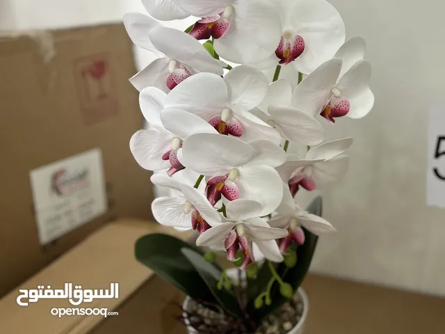 ورد صناعي للمنازل والمكاتب