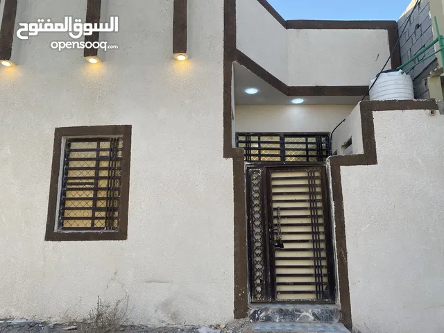 بيت 100 متر جديد مرتب في الجزيرة الفيروزية