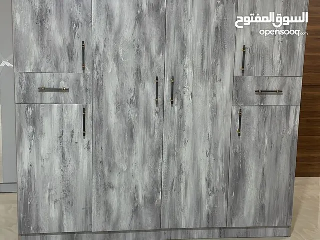 دولاب ملابس