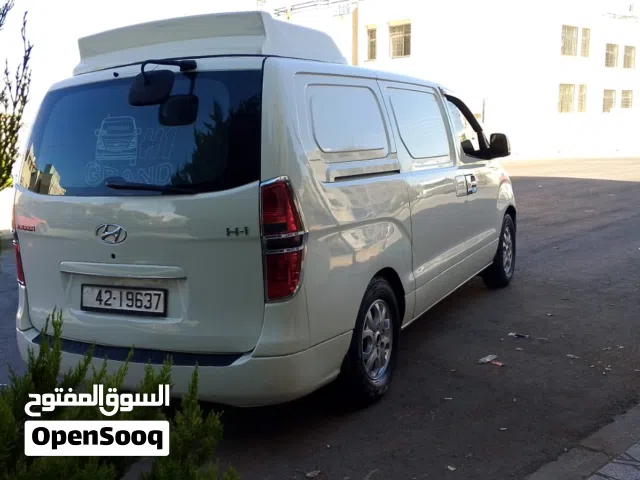 2011 هيونداي H1 GLS Plus