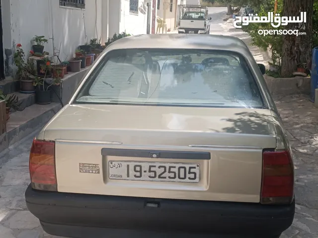 Opel Omega 1989 in Ajloun