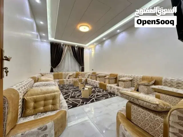 220 m2 4 Bedrooms Apartments for Rent in Sana'a Bayt Baws