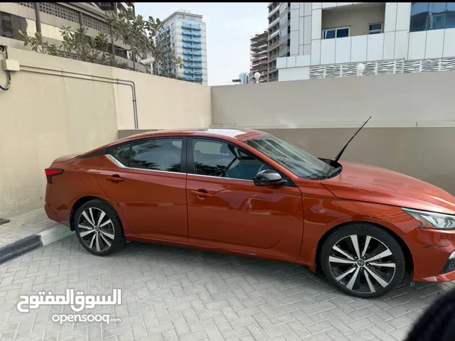 2019 Nissan Altima SR • 52k km • Urgent Sale • Negotiable